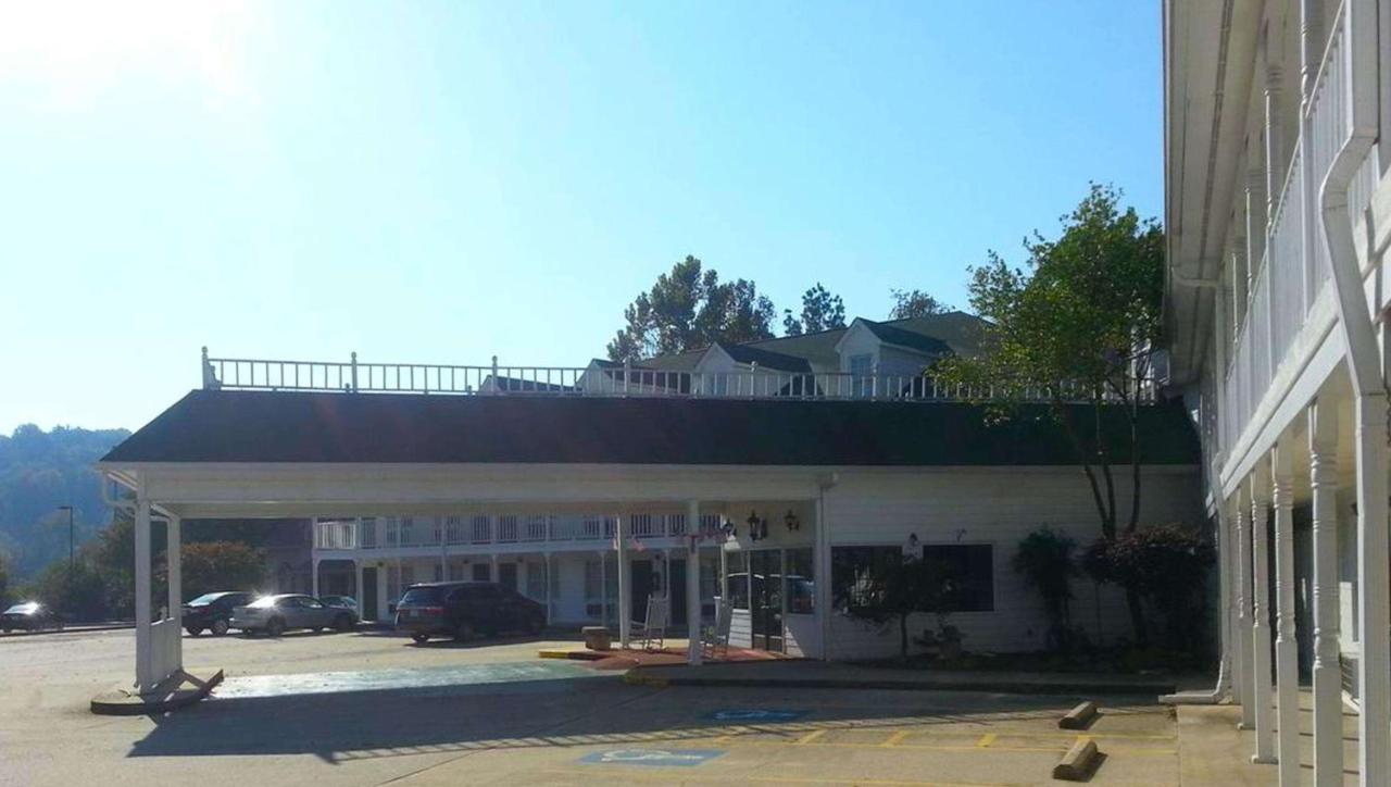 东埃利杰斯特拉特福汽车旅馆 East Ellijay 外观 照片